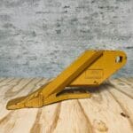 DINTE CUPĂ 332-C4390 STÂNGA JCB 3CX