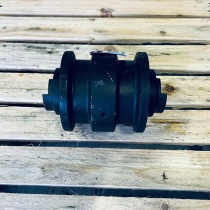 ROLA INFERIOARĂ UF086Z1A CASE-POCLAIN 23