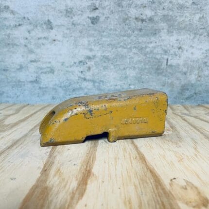 ADAPTOR 4046819 UTILAJE CASE 4400