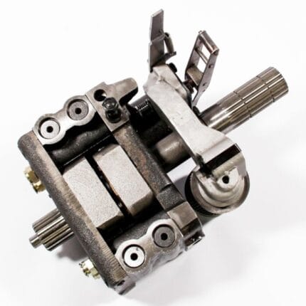 POMPĂ HIDRAULICĂ MASSEY FERGUSON 1004T