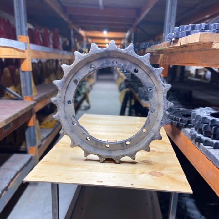 STELUȚĂ-SPROCKET UR154H121 JOHN DEERE 190-E