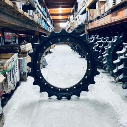 STELUȚĂ-SPROCKET UR202B121 KOBELCO SK220-MARK III