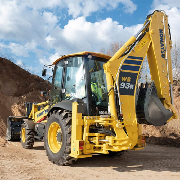 Buldoexcavatorul Komatsu WB93